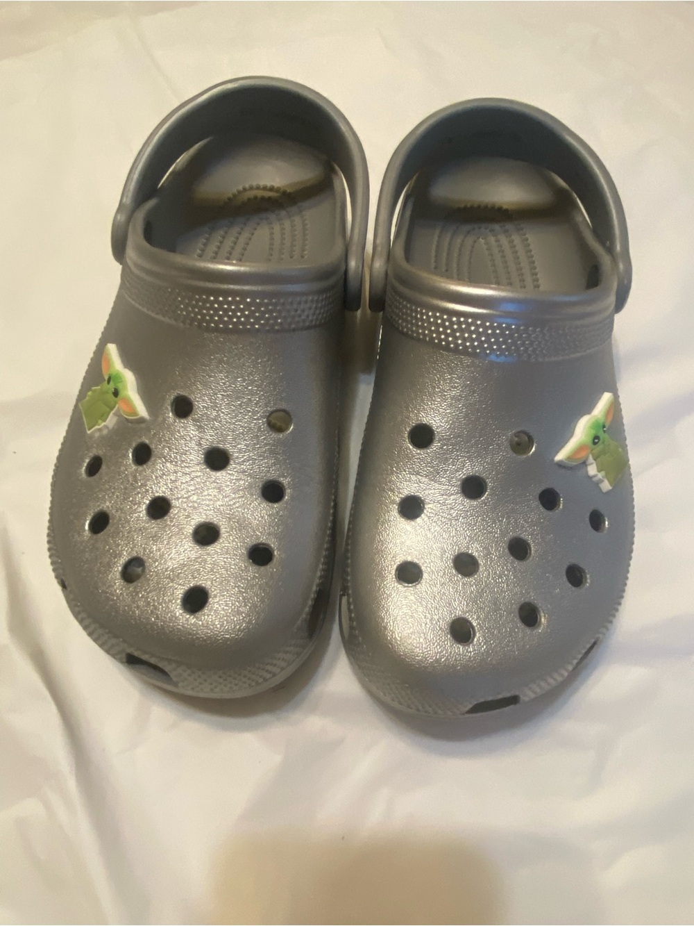 Silver Croc Shoes with Yoda Jibitz  W8 M6